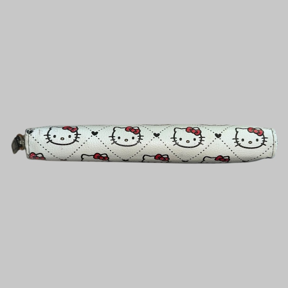 Hello Kitty Beige Zip-Around Wallet with Allover Print - Picture 5 of 5